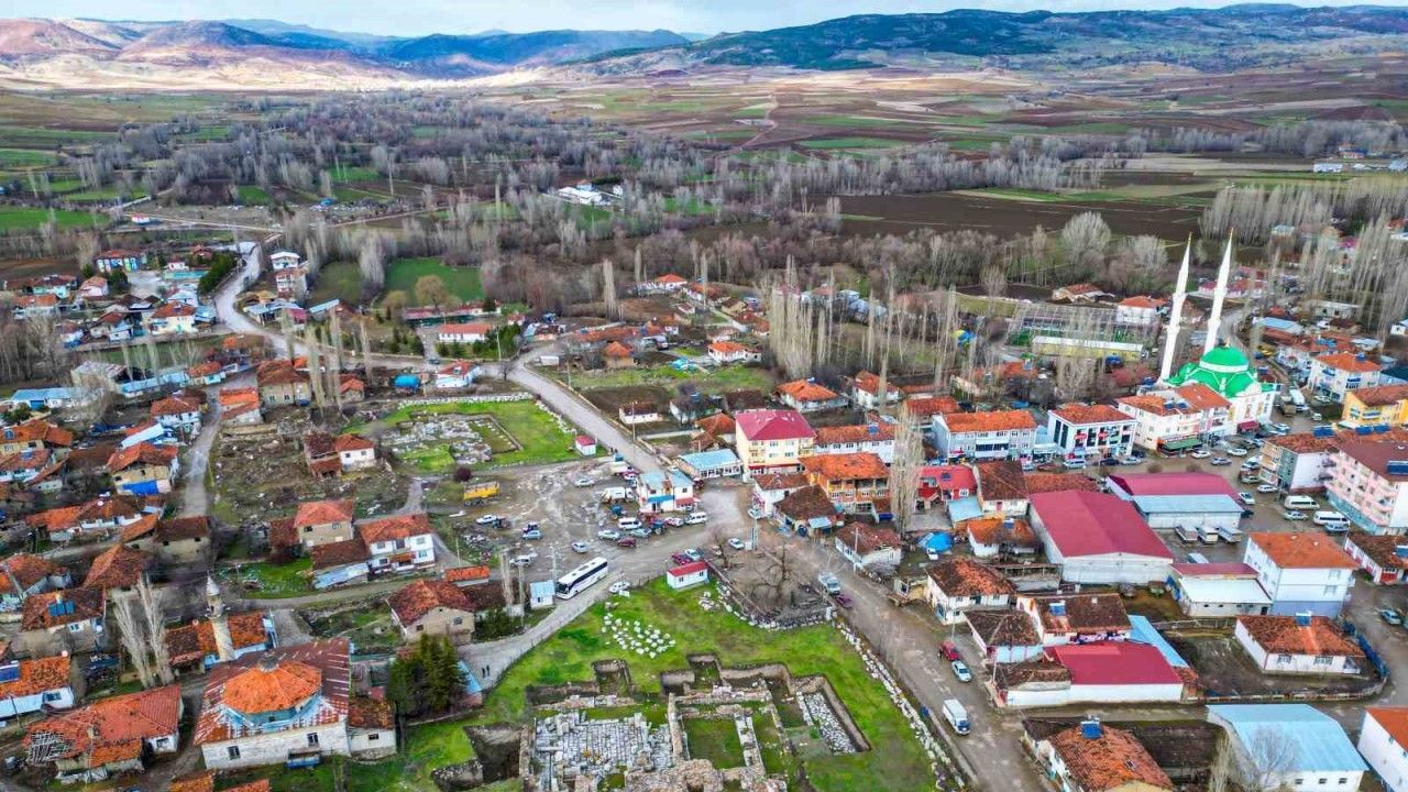 Tokat Valisi Hatipoğlu’ndan kazı başkanlarına uyarı
