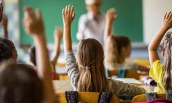 MEB Takvimi Şaşırttı - Okulların Açılacağı Gün ve İlk Ara Tatil Tarihi Belli Oldu