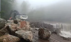 Gölyaka'da yağış sonrası kapanan köy yolları yeniden ulaşıma açıldı