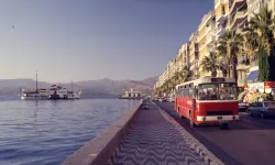İzmir'in 50 yılı Yusuf Tuvi'nin objektifinden