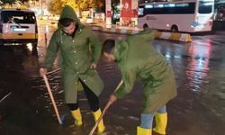 Kahta Belediyesi sağanak sonrası tüm ekipleriyle sahada