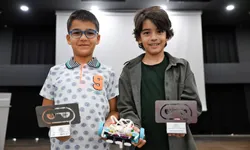 Mersin'in genç yetenekleri robotikte Türkiye derecesi elde etti