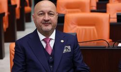 Milletvekili Kurt'tan deprem bölgesindeki öğrencilere eğitim desteği müjdesi