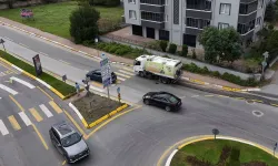 Sakarya yağışın bıraktığı çamur ve tozları temizliyor