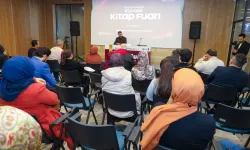 Uluslararası 16. Kocaeli Kitap Fuarı doludizgin ilerliyor