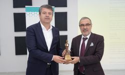 Mehmet Rıza Özacar: 21 Kitabıyla İnsanı ve Hayatı Anlamaya Adanmış Bir Araştırmacı