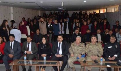 Beytüşşebap’ta kurum amirleri meslek tanıtım seminerine katıldı