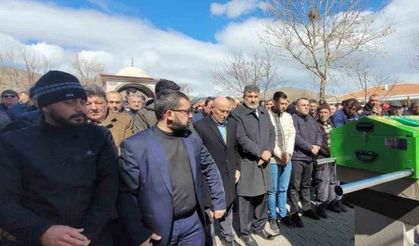 Milli Yol Partisi Genel Başkan Yardımcısı Göçmen, Karaalp’i son yolculuğunda yalnız bırakmadı