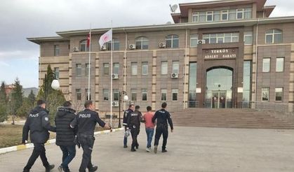 Oto fareleri, 300 saatlik kaydın incelenmesi ile yakalandı