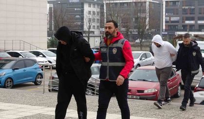 Apartman deposundan 35 bin liralık ışıklandırma malzemesi çaldılar