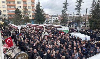 Aynur Özaydemir’in cenaze törenine yoğun katılım