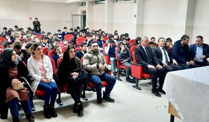 Ortaokul öğrencileri Pençe-Kilit şehitlerini dualarla yâd etti