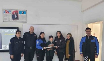 Şehit polis çocuğuna doğum günü sürprizi