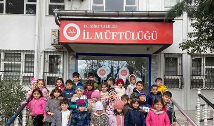Siirtli minik öğrencilerden Gazzeli akranlarına destek