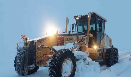 Sivas’ta 22 yerleşim yerinin yolu ulaşıma kapandı