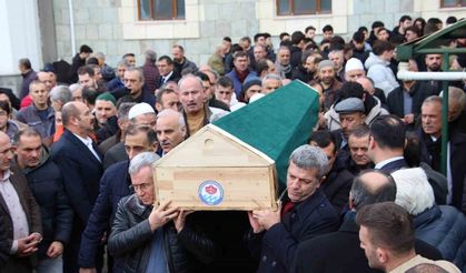 Tabanca ile intihar eden lise öğrencisi sınıf arkadaşlarından helallik istemiş