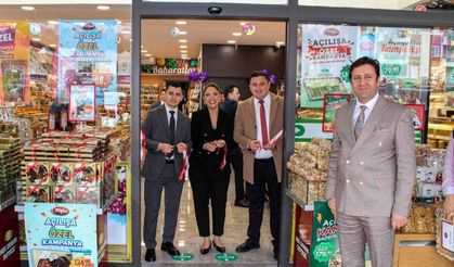 Tuğba Kuruyemiş, 113. şubesini Antalya’da açtı
