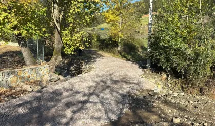Kocaeli'de selin kapattığı köy yolu ulaşıma açıldı