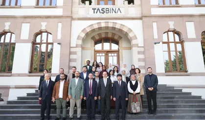 Konya'da uluslararası genç yazarlardan Başkan Altay'a ziyaret