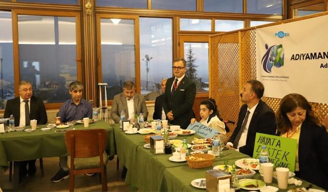 Adıyaman'da Serebral Palsi'ye dikkat çekildi: 'Aileler yalnız bırakılmamalı' - Videolu Haber