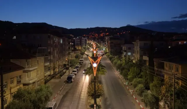 Denizli'de ilçelere aydınlatma atağı