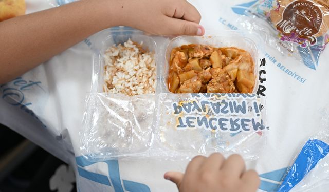 Mersin Büyükşehir’den Öğrencilere Ücretsiz Yemek Desteği: 486 Bin 548 Öğün Dağıtıldı