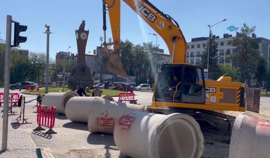 Adıyaman'da dört mahalleyi kapsayan yağmur suyu hattı çalışması başladı - Videolu Haber