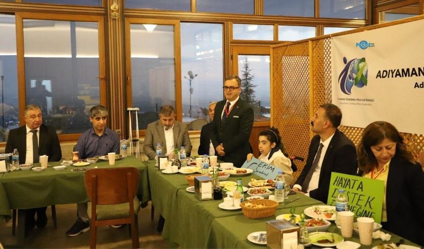 Adıyaman'da Serebral Palsi'ye dikkat çekildi: 'Aileler yalnız bırakılmamalı' - Videolu Haber
