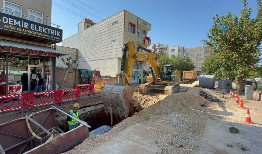 Adıyaman'da su baskını riskine karşı 8 bin 267 metrelik yağmursuyu hattı yapılıyor