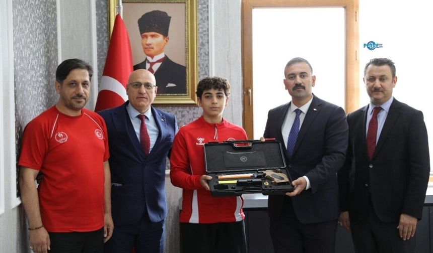 Avrupa şampiyonu Mehmet Ali Kaya'ya anlamlı tebrik