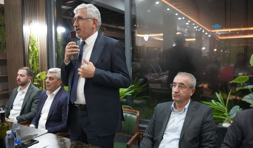 Başkan Hallaç: Vatandaşın siyasi görüşüne değil, hizmete odaklanın