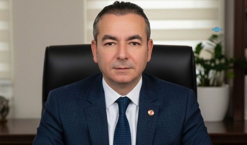 Çeliker: 'Gazeteciler özgürce haber yapabilmeli'