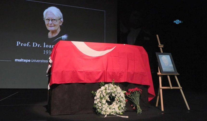 Felsefenin 'hocaların hocası' İoanna Kuçuradi son yolculuğuna uğurlandı