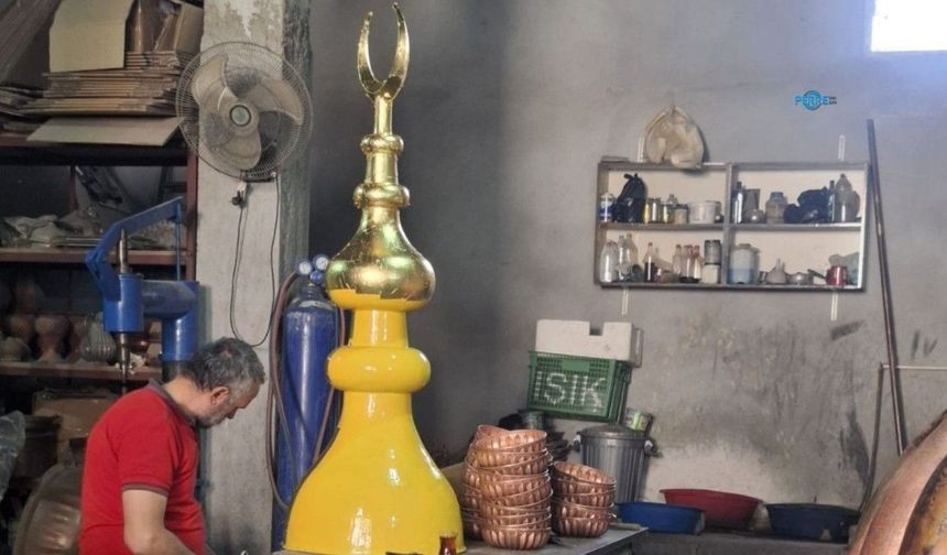 Kahta'dan Rize'ye altın varak: Recep Tayyip Erdoğan Camii'nin süslemelerinde kullanılacak