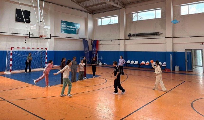 Samsat'ta Amatör Spor Haftası etkinlikleri düzenlendi