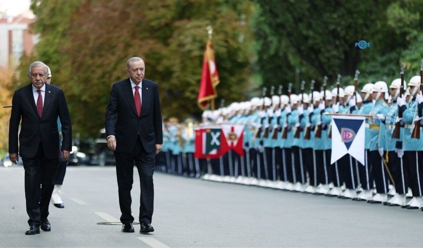 TBMM'de yeni yasama yılı açılış töreni... Cumhurbaşkanı Erdoğan'dan fon piyasası açıklaması: 'Bu meseleyi süratle çözüyoruz'