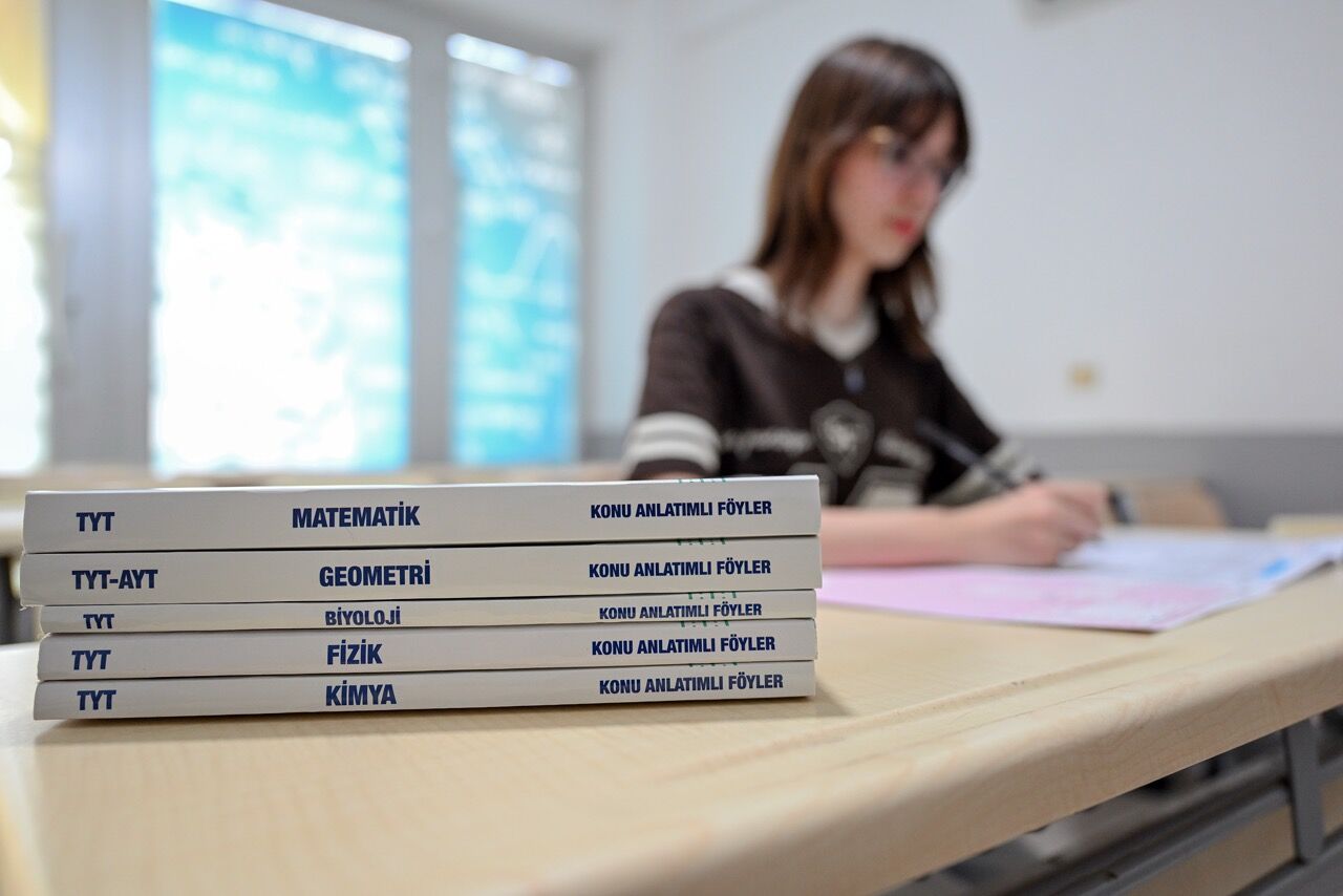 Mersin Büyükşehir’in Kurs Merkeziyle Hem Liseyi Hem Üniversiteyi Kazandı
