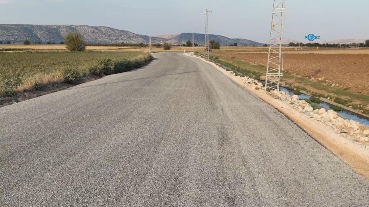 Çakırhüyük'te 5 kilometrelik bağlantı yolu hizmete açıldı