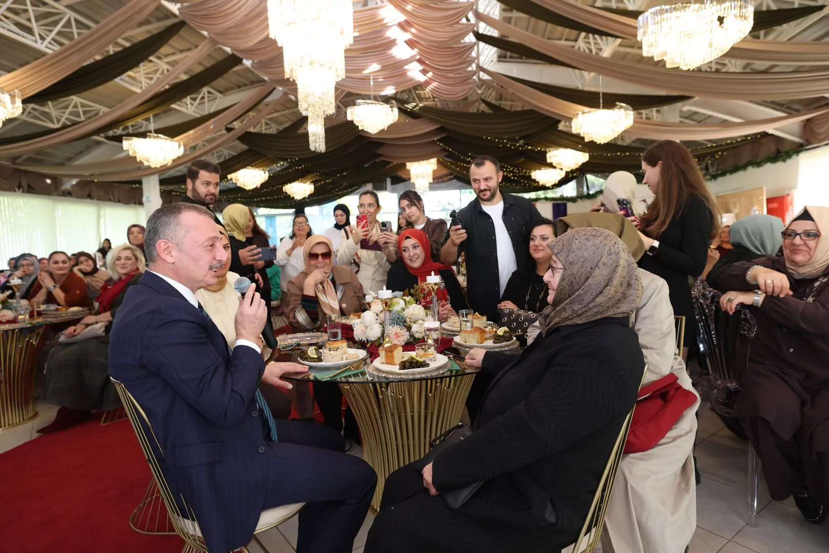Kocaeli'e 'Anne Şehir'de yüzler yine gülüyor